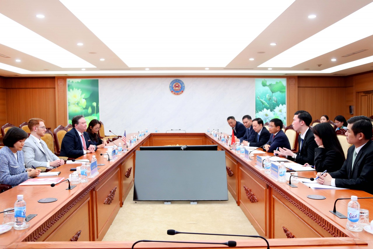 Bộ trưởng Nguyễn Văn Thắng tiếp Đại sứ Hoa Kỳ Marc Knapper đến chào từ biệt