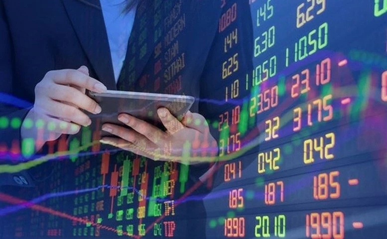 Chủ tịch Hội đồng quản trị SJC, TKC bị xử phạt tiền và đình chỉ giao dịch chứng khoán