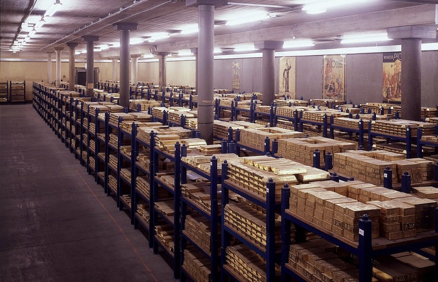 Vì sao các ngân hàng trung ương đang đua nhau tích trữ vàng?