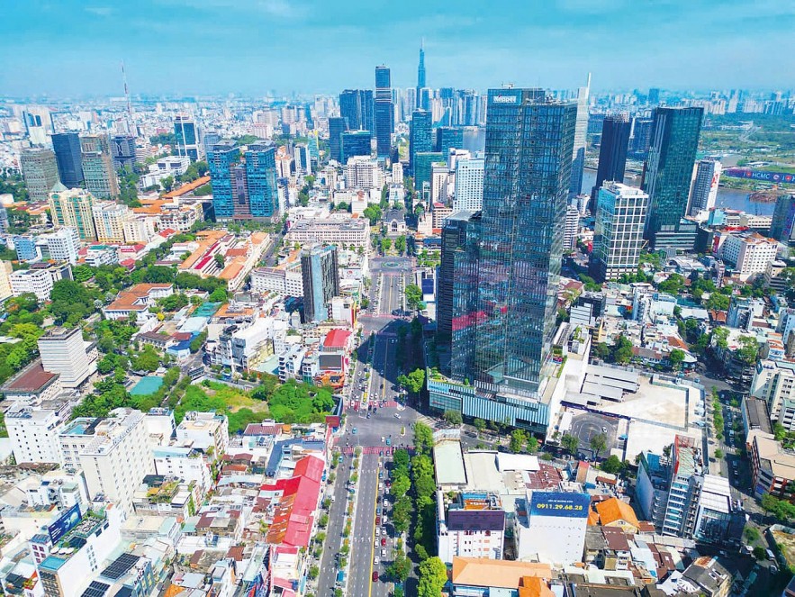 TP. Hồ Chí Minh: Tăng trưởng 2 con số và bài toán chuyển đổi mô hình tăng trưởng