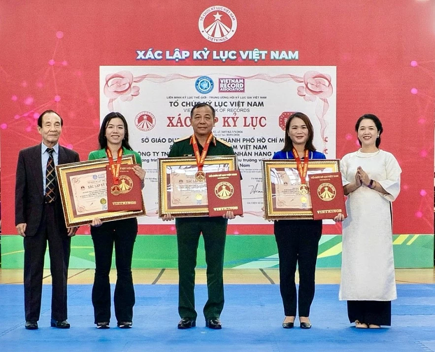 undefined Nestlé MILO đồng hành khai mạc Hội thi Thể dục Thể thao học sinh TP.HCM năm học 2025 - 2026
