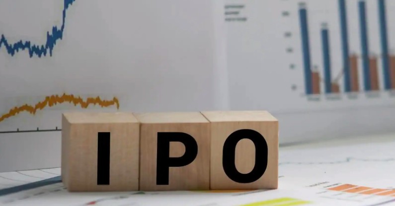 Chứng khoán LPBank lên kế hoạch IPO và niêm yết trên HOSE