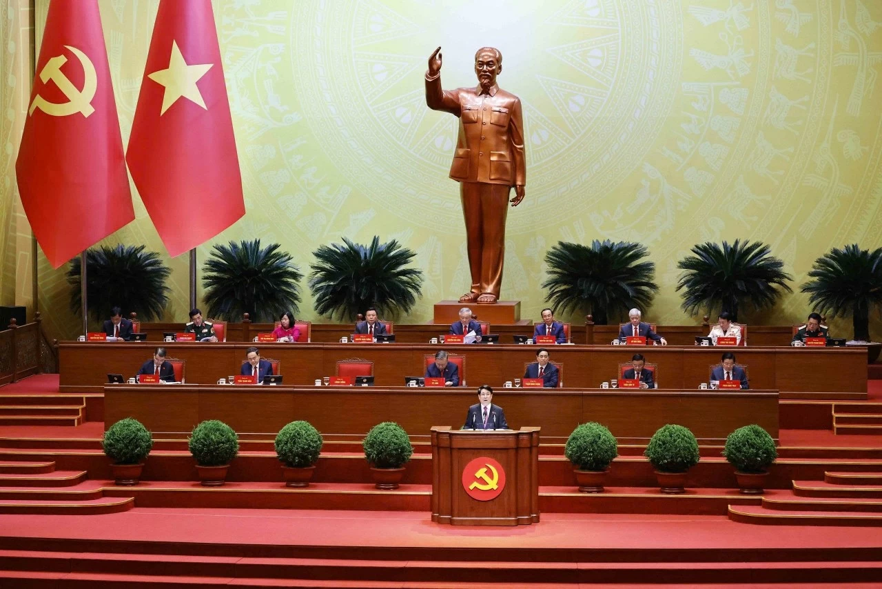 Chủ tịch nước Lương Cường: Đại hội XIV của Đảng là khởi đầu cho kỷ nguyên phát triển mới của dân tộc Chủ tịch nước Lương Cường: Đại hội XIV của Đảng là khởi đầu cho kỷ nguyên phát triển mới của dân tộc