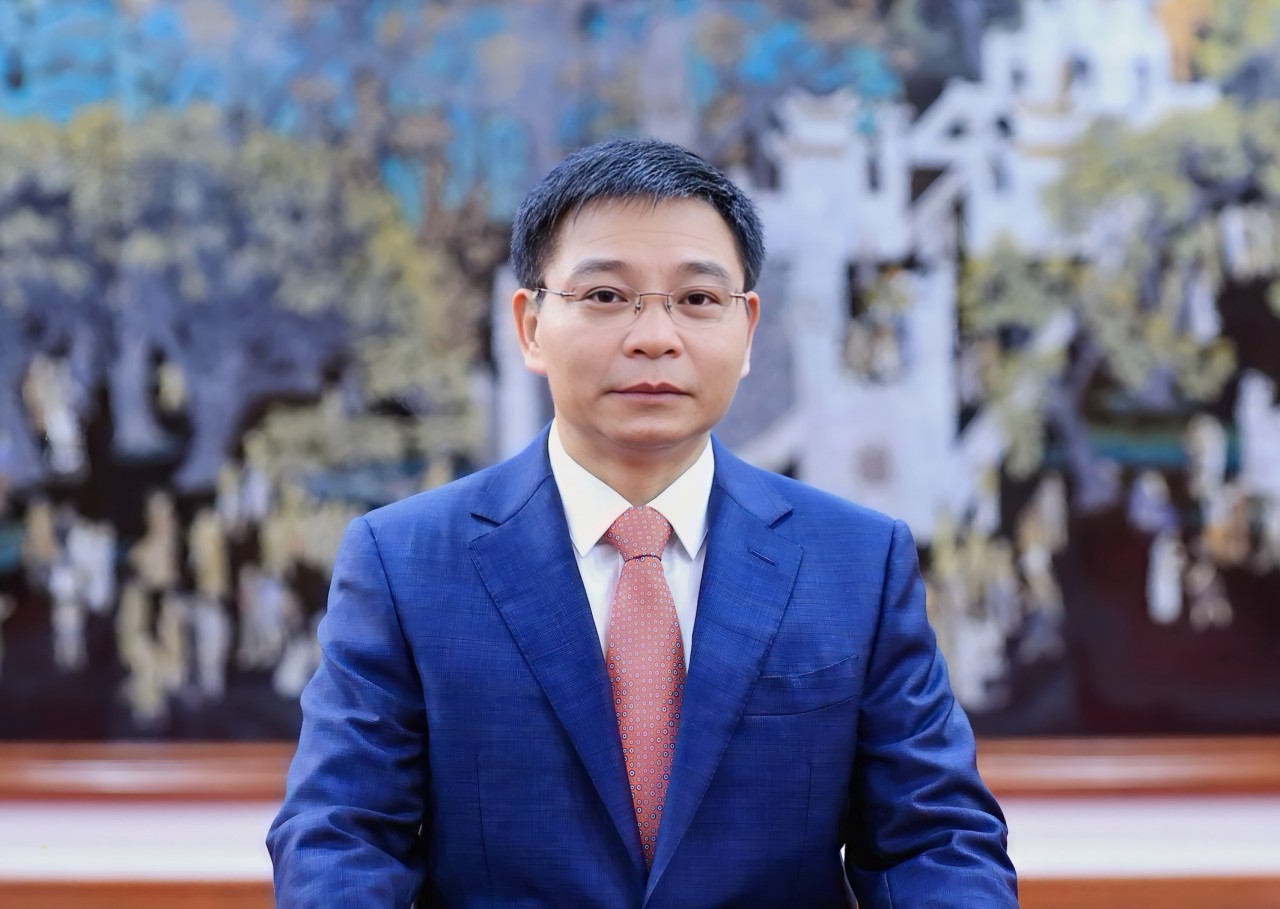 Bộ trưởng Nguyễn Văn Thắng Bộ trưởng Nguyễn Văn Thắng