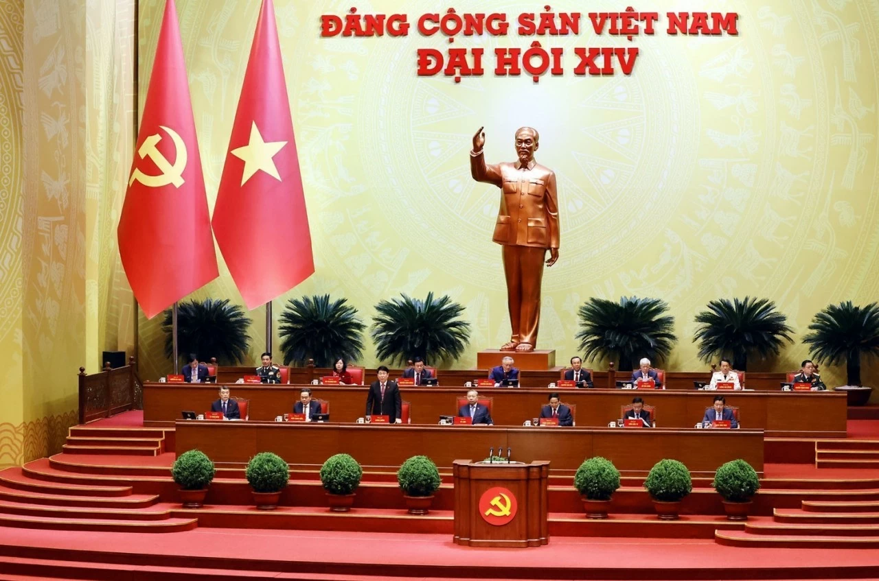 Xây dựng Chính phủ kiến tạo phát triển, liêm chính, hành động quyết liệt, phục vụ Nhân dân Xây dựng Chính phủ kiến tạo phát triển, liêm chính, hành động quyết liệt, phục vụ Nhân dân