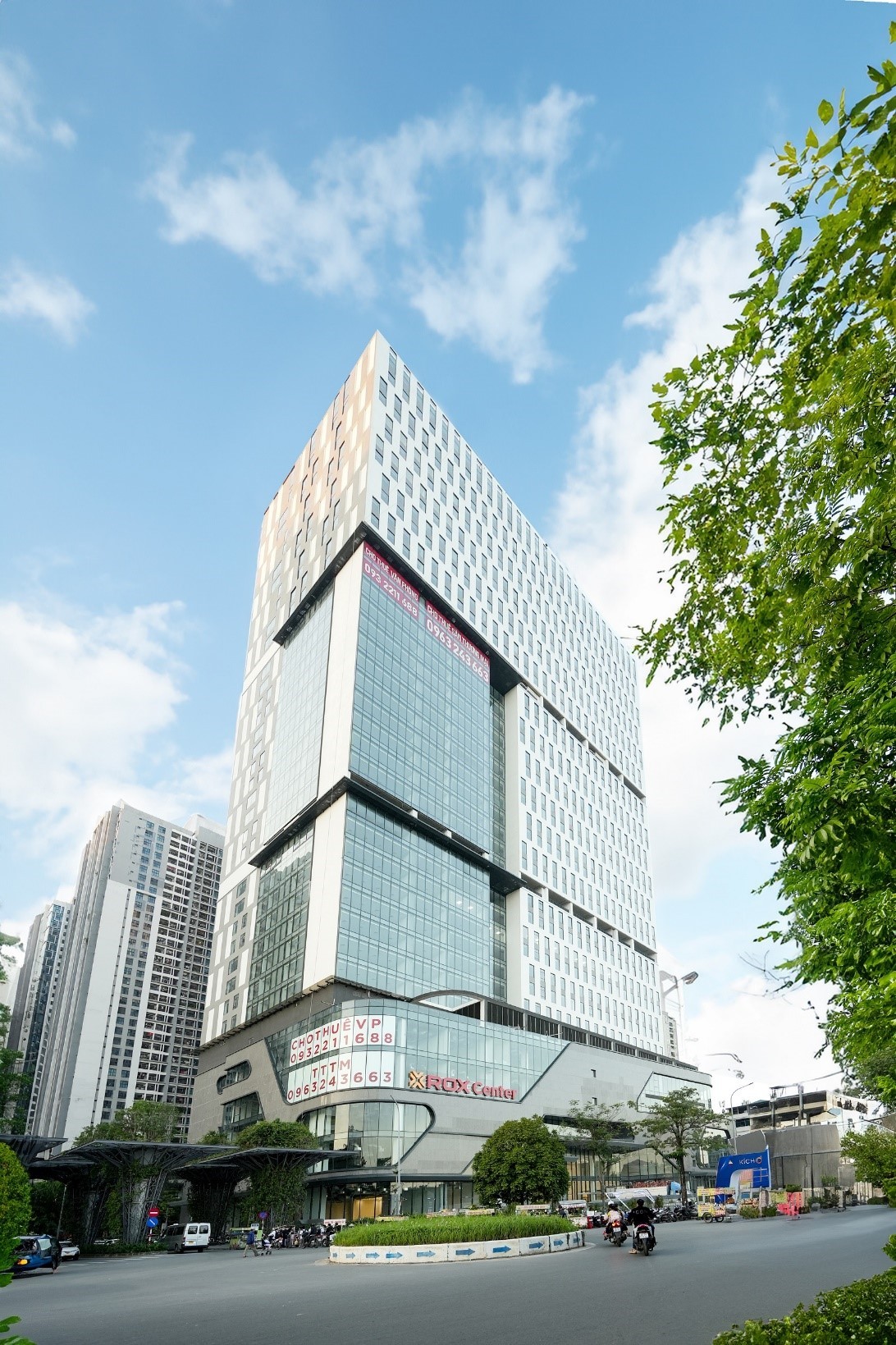 ROX Tower Goldmark City và bài toán sở hữu văn phòng trong giai đoạn doanh nghiệp tái cấu trúc chi phí ROX Tower Goldmark City và bài toán sở hữu văn phòng trong giai đoạn doanh nghiệp tái cấu trúc chi phí