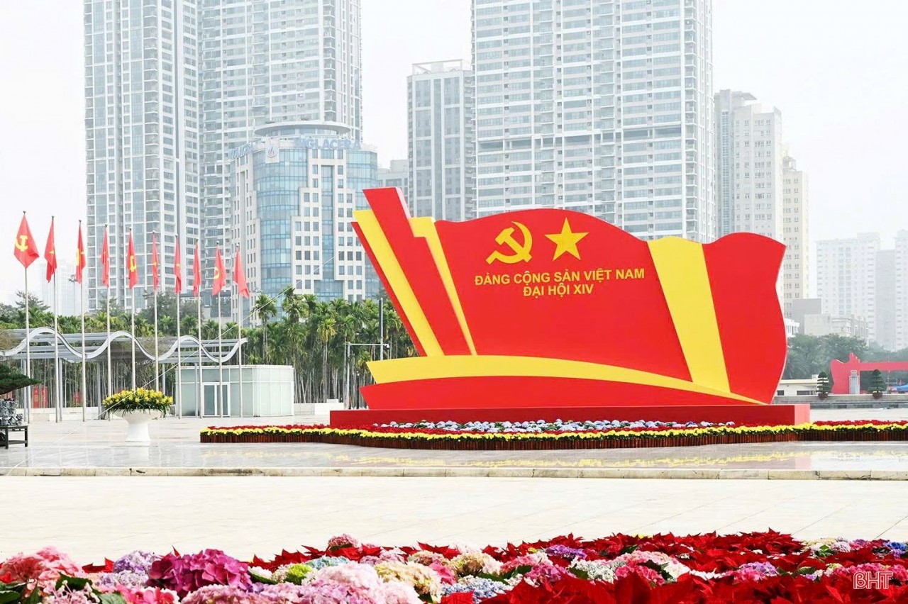 Tối nay sẽ diễn ra Chương trình nghệ thuật đặc biệt "Dưới lá cờ vẻ vang của Đảng" Tối nay sẽ diễn ra Chương trình nghệ thuật đặc biệt "Dưới lá cờ vẻ vang của Đảng"