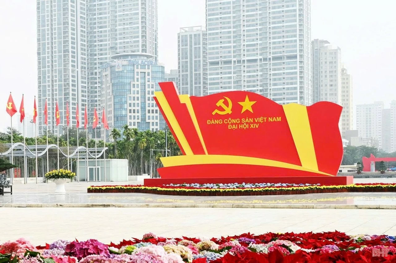Tối nay sẽ diễn ra Chương trình nghệ thuật đặc biệt "Dưới lá cờ vẻ vang của Đảng" Tối nay sẽ diễn ra Chương trình nghệ thuật đặc biệt "Dưới lá cờ vẻ vang của Đảng"