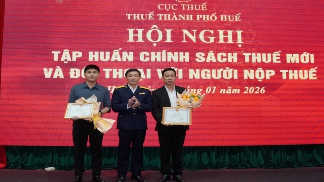 Thuế TP. Huế tập huấn, giải đáp kịp thời những vướng mắc của người nộp thuế