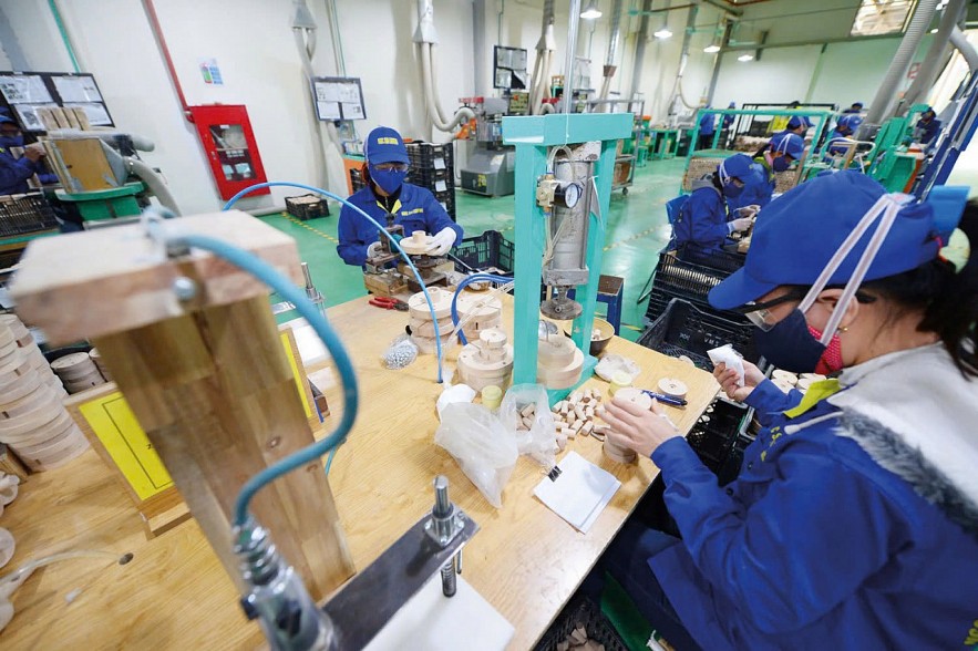 Khẳng định vai trò tiên phong, dẫn dắt của kinh tế nhà nước Khẳng định vai trò tiên phong, dẫn dắt của kinh tế nhà nước