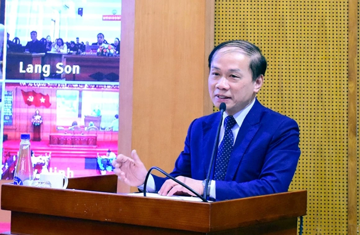 Gần 260.000 đại biểu tham dự Hội nghị báo cáo viên Trung ương toàn quốc tháng 1/2026 Gần 260.000 đại biểu tham dự Hội nghị báo cáo viên Trung ương toàn quốc tháng 1/2026