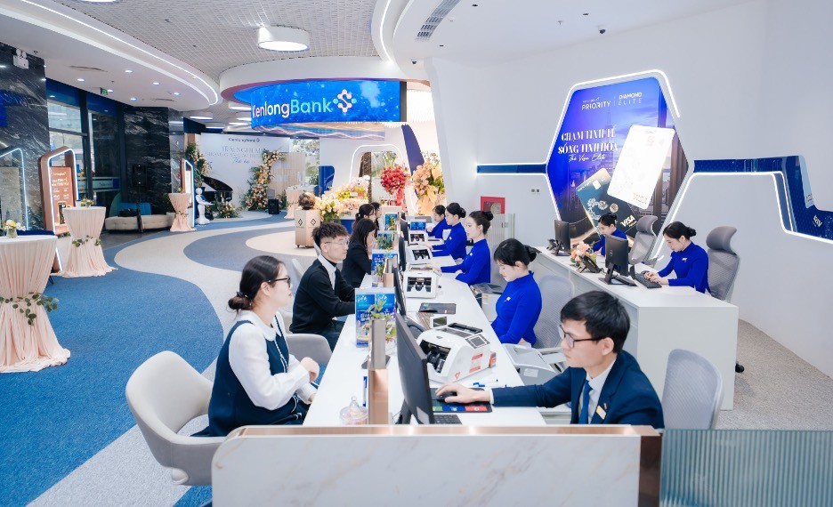 KienlongBank ra mắt Không gian giao dịch Thế hệ mới - Bank lightly, live easy KienlongBank ra mắt Không gian giao dịch Thế hệ mới - Bank lightly, live easy