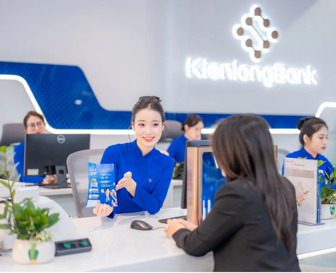 KienlongBank ra mắt Không gian giao dịch Thế hệ mới - Bank lightly, live easy