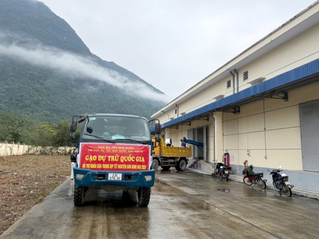Kịp thời xuất cấp hơn 729 tấn gạo hỗ trợ nhân dân tỉnh Tuyên Quang dịp Tết Bính Ngọ 2026