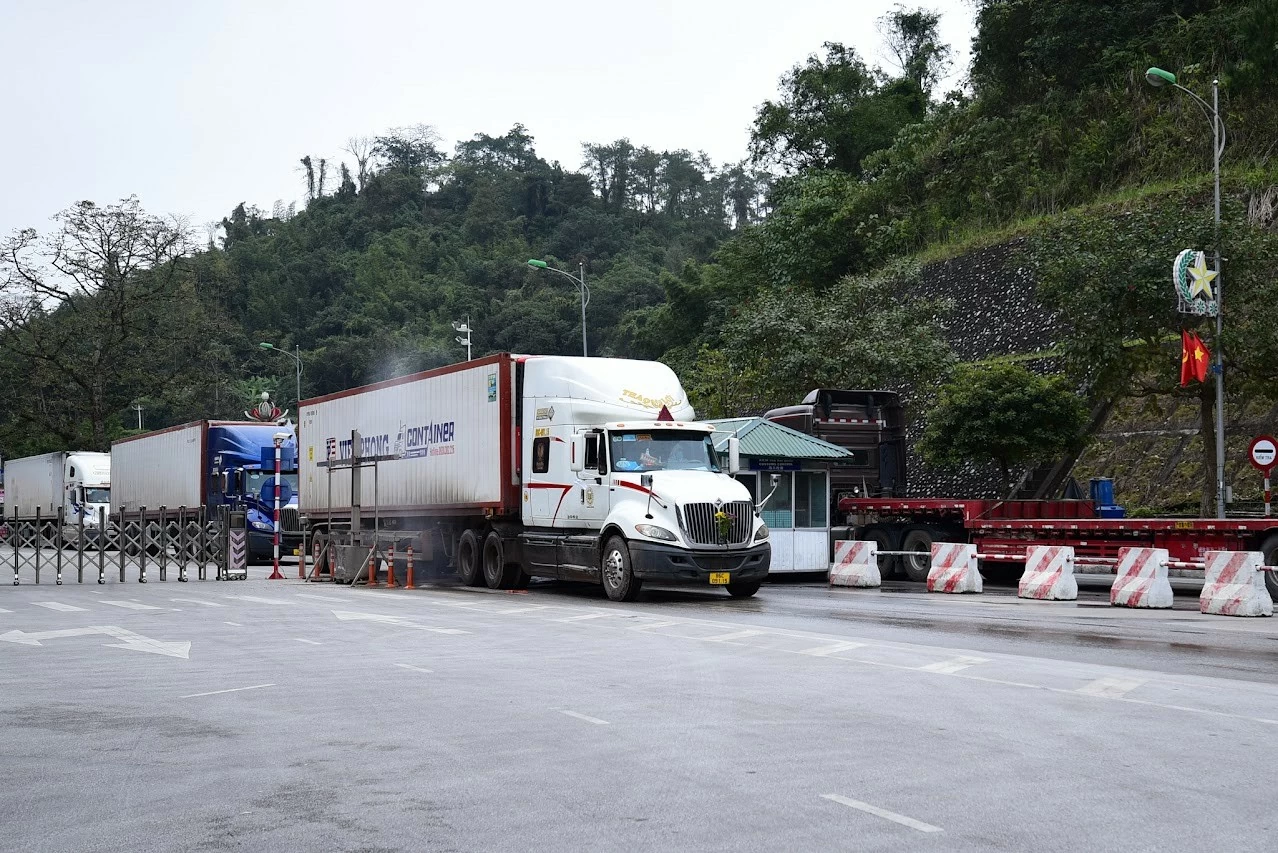 Gỡ vướng cho nông sản tươi, thực phẩm nhập khẩu trong quá trình triển khai Nghị định số 46/2026/NĐ-CP Gỡ vướng cho nông sản tươi, thực phẩm nhập khẩu trong quá trình triển khai Nghị định số 46/2026/NĐ-CP
