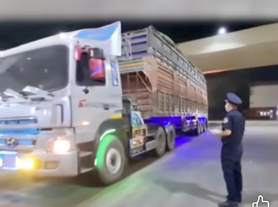 undefined Tây Ninh: Hải quan thông quan trở lại nông sản tại Xa Mát, Chàng Riệc, gỡ khó cho doanh nghiệp