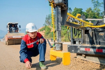 Kho bạc Nhà nước đồng hành cùng địa phương đẩy nhanh giải ngân vốn đầu tư công