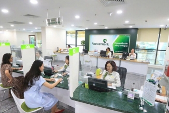 Rủi ro tích tụ sau đà tăng bất động sản, yêu cầu siết kỷ luật tín dụng