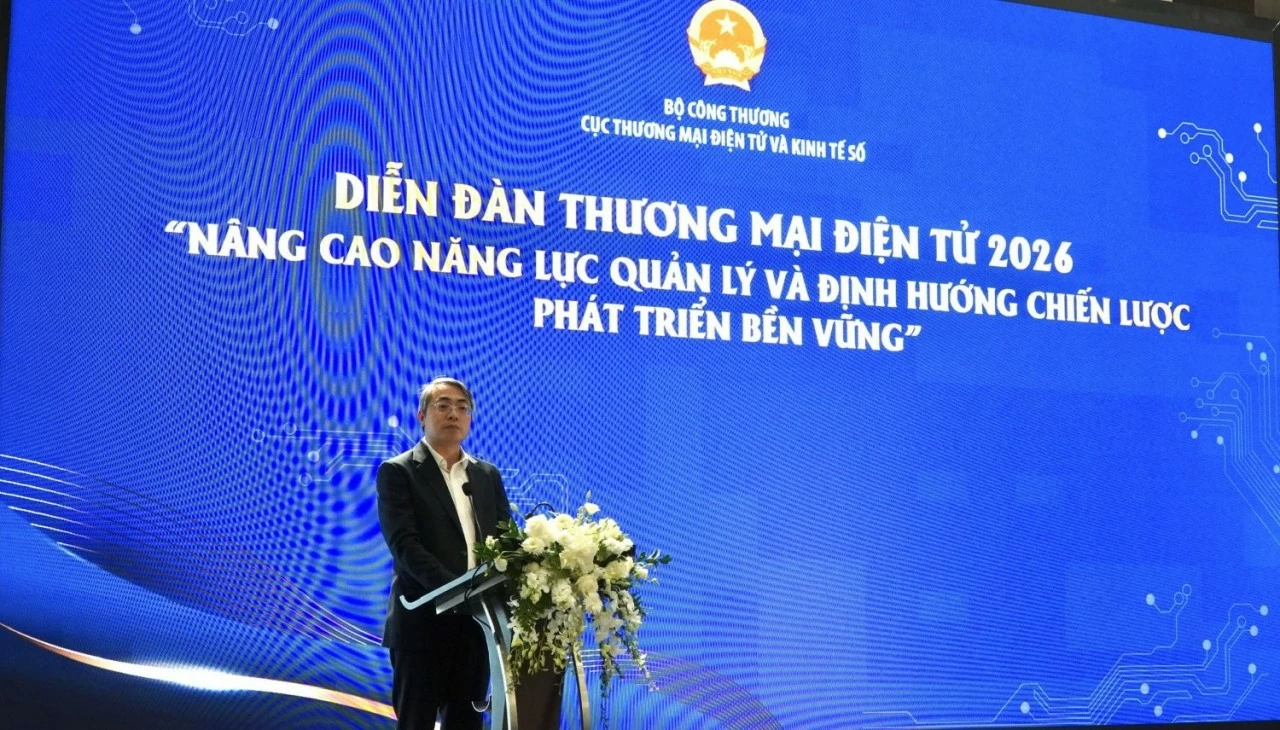 Quy mô bán lẻ lĩnh vực thương mại điện tử ước đạt 31 tỷ USD, chiếm khoảng 11% tổng mức bán lẻ hàng hóa Quy mô bán lẻ lĩnh vực thương mại điện tử ước đạt 31 tỷ USD, chiếm khoảng 11% tổng mức bán lẻ hàng hóa