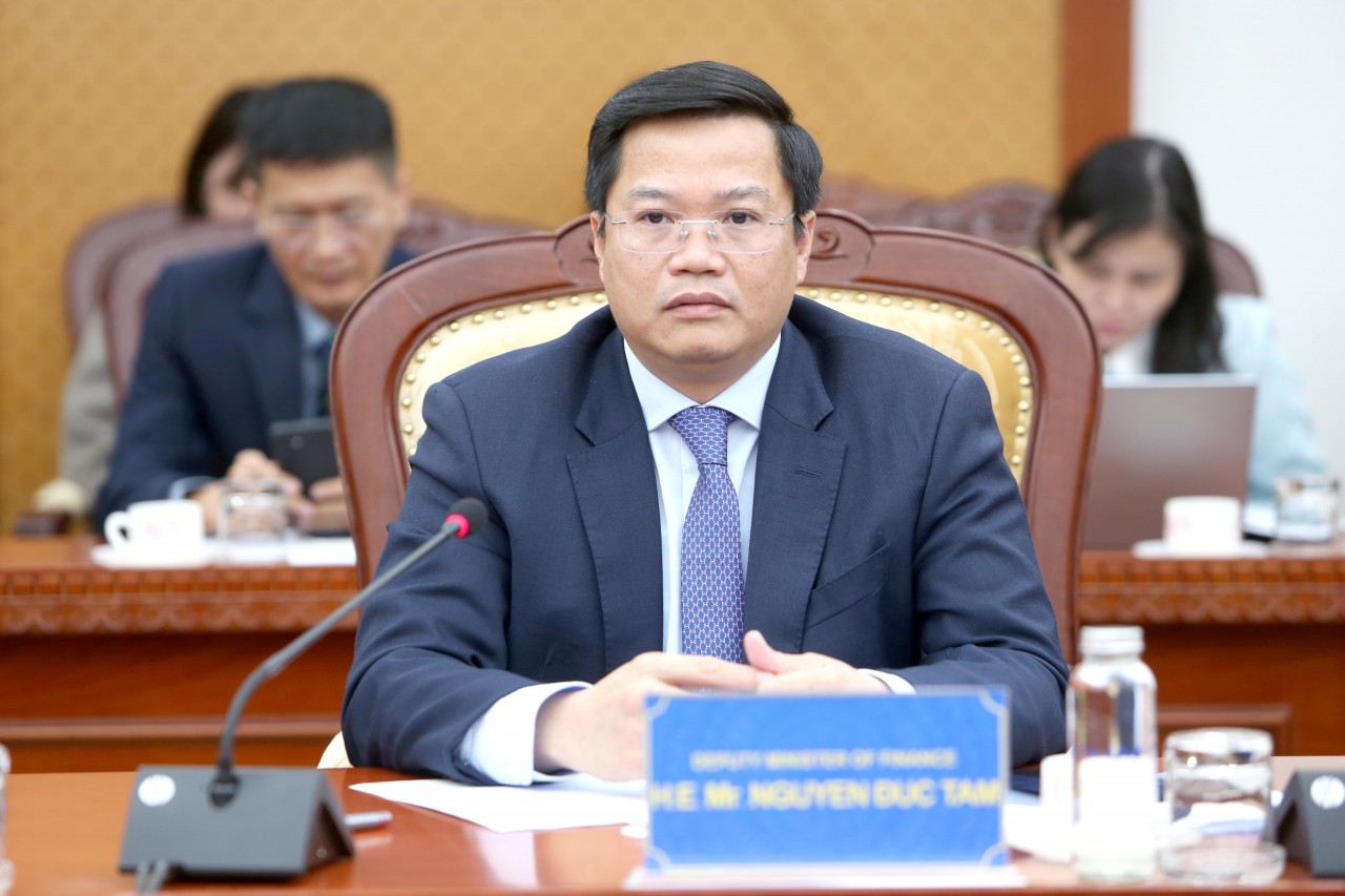 Bộ Tài chính sẵn sàng hỗ trợ doanh nghiệp Thụy Sĩ - Châu Âu đầu tư, kinh doanh tại Việt Nam Bộ Tài chính sẵn sàng hỗ trợ doanh nghiệp Thụy Sĩ - Châu Âu đầu tư, kinh doanh tại Việt Nam