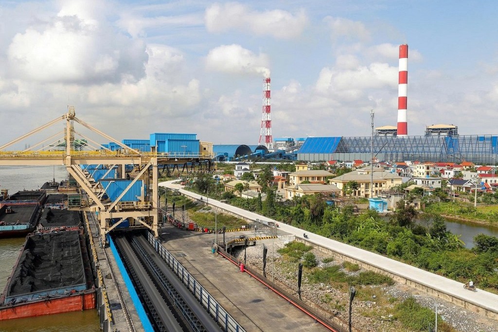 Doanh nghiệp nhiệt điện lãi lớn từ “của để dành”