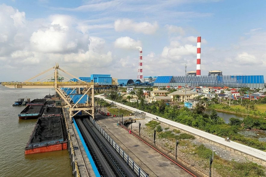 Doanh nghiệp nhiệt điện lãi lớn từ “của để dành”