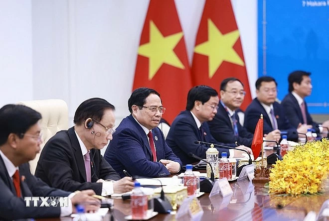 Việt Nam - Campuchia đẩy mạnh hợp tác kinh tế và an ninh biên giới Việt Nam - Campuchia đẩy mạnh hợp tác kinh tế và an ninh biên giới