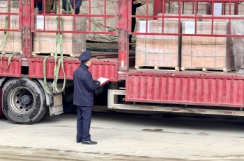 Hải quan được chủ động tạm dừng thông quan đối với hàng hóa có dấu hiệu giả mạo