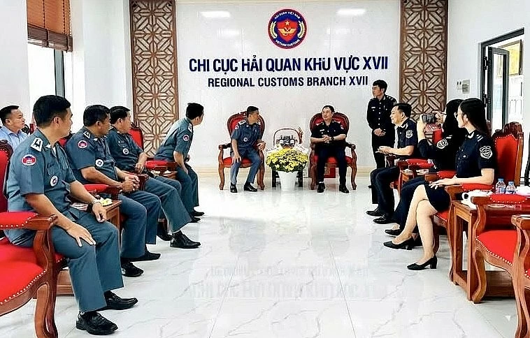 undefined Hải quan Campuchia chúc Tết, Hải quan khu vực XVII, thúc đẩy phối hợp chống buôn lậu