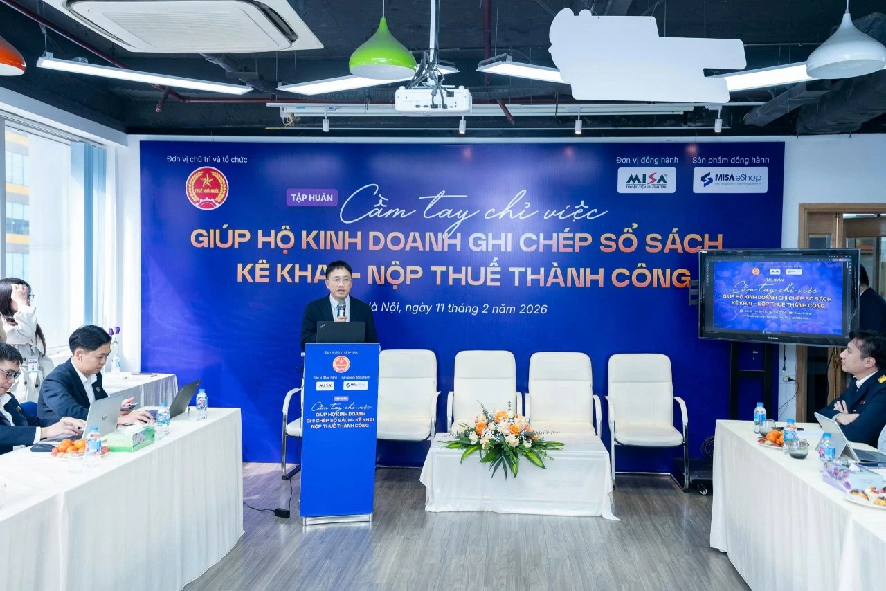 “Cầm tay chỉ việc” giúp hộ kinh doanh ghi chép sổ sách - kê khai - nộp thuế thành công “Cầm tay chỉ việc” giúp hộ kinh doanh ghi chép sổ sách - kê khai - nộp thuế thành công