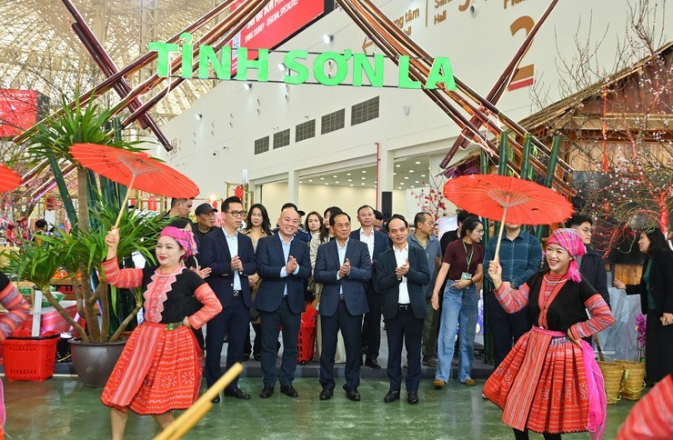 Hội chợ Mùa Xuân năm 2026 đã thu hút khoảng 500.000 lượt khách