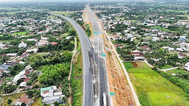 Khởi động 2026 ấn tượng, công nghiệp Quảng Ngãi tạo đà tăng trưởng hai con số Khởi động 2026 ấn tượng, công nghiệp Quảng Ngãi tạo đà tăng trưởng hai con số