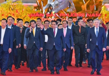 Hội chợ Mùa Xuân lần thứ nhất: "Tiếng trống khai hội" báo hiệu sự khởi đầu thuận lợi