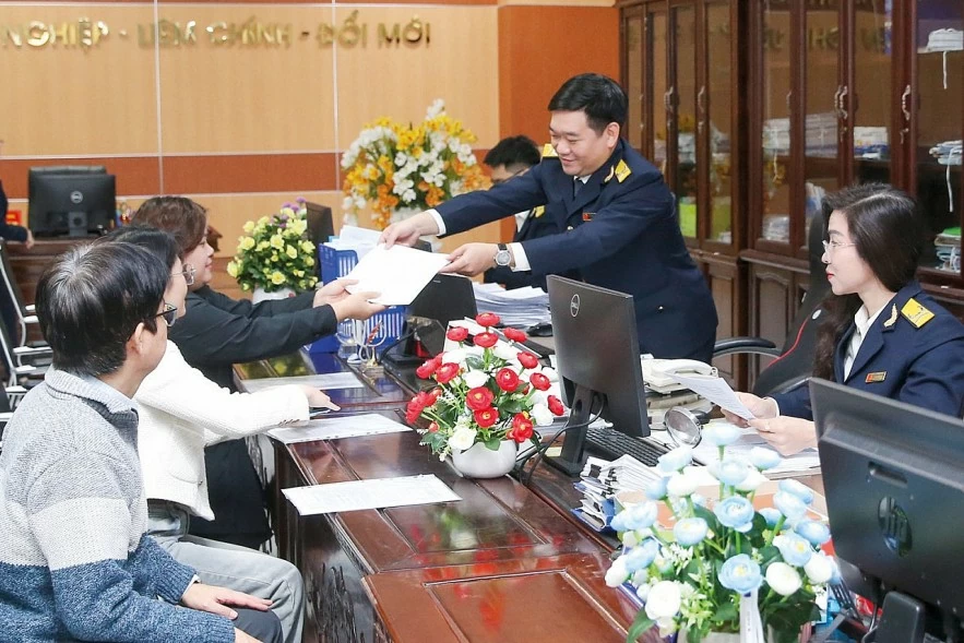 Đổi mới chính sách thuế, khơi thông nguồn lực cho doanh nghiệp phát triển Đổi mới chính sách thuế, khơi thông nguồn lực cho doanh nghiệp phát triển