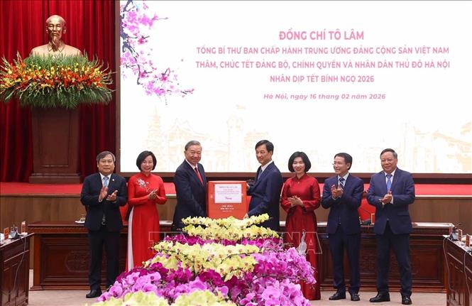 Tổng Bí thư Tô Lâm thăm, chúc Tết Đảng bộ, chính quyền và nhân dân Hà Nội- Ảnh 5.