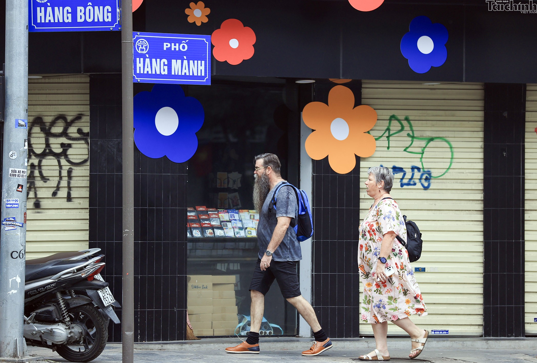 Người Hà Nội thảnh thơi sáng mùng 1 Tết