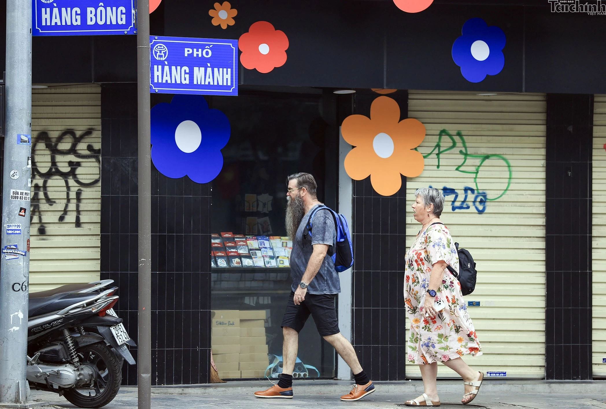 Người Hà Nội thảnh thơi sáng mùng 1 Tết