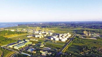 Chuyển từ “quản lý” sang “phục vụ - kiến tạo”, Quảng Ngãi mở lối đón dòng vốn mới