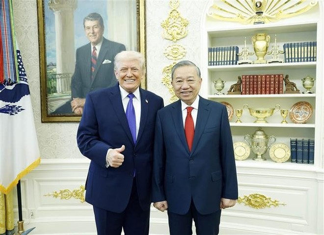 Tổng Bí thư Tô Lâm gặp Tổng thống Hoa Kỳ Donald Trump Tổng Bí thư Tô Lâm gặp Tổng thống Hoa Kỳ Donald Trump