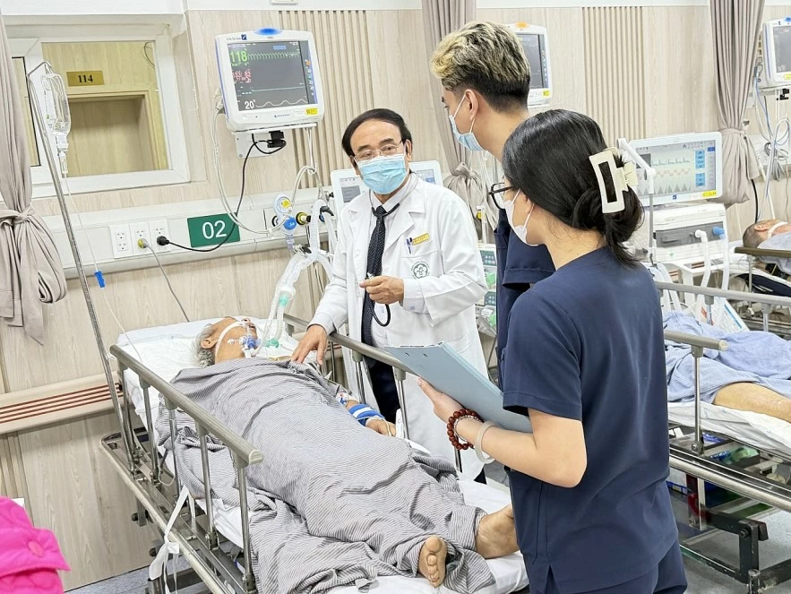 Hơn 510.000 lượt người bệnh khám, cấp cứu trong 8 ngày Tết Hơn 510.000 lượt người bệnh khám, cấp cứu trong 8 ngày nghỉ Tết