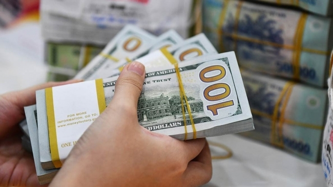 Tỷ giá USD hôm nay (22/2): "Chợ đen" giảm mạnh ở cả 2 chiều mua vào và bán ra