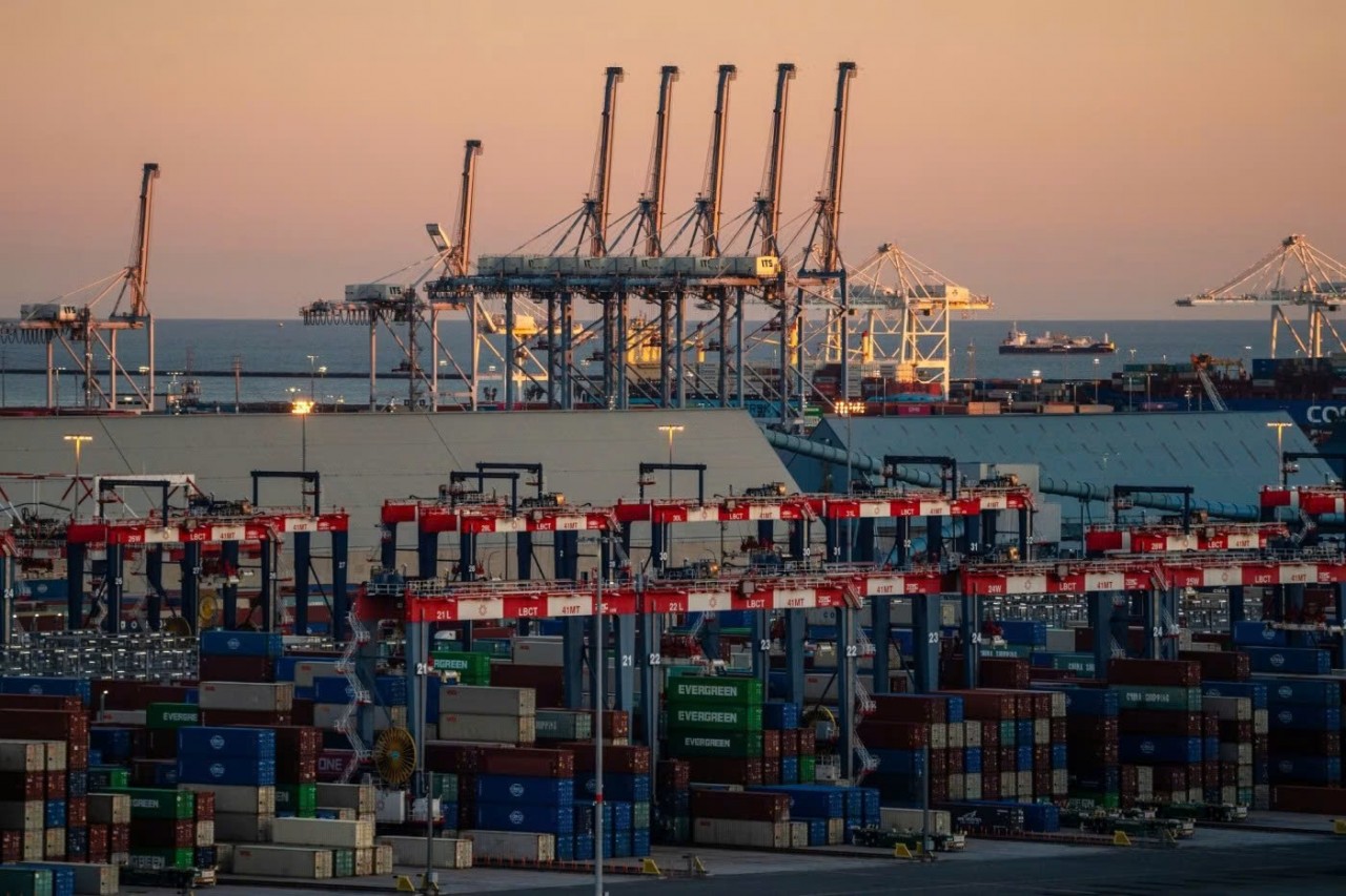 Thuế quan toàn cầu mới của Mỹ chính thức có hiệu lực ở mức 10%