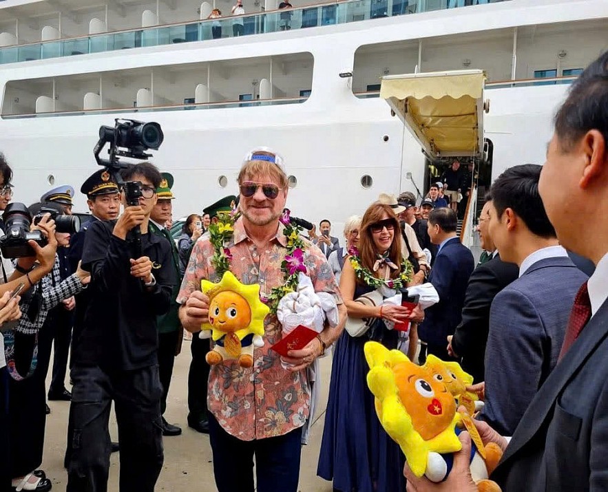 Hải quan đảm bảo dòng chảy giao thương sôi động ngay đầu năm Hải quan đảm bảo dòng chảy giao thương sôi động ngay đầu năm