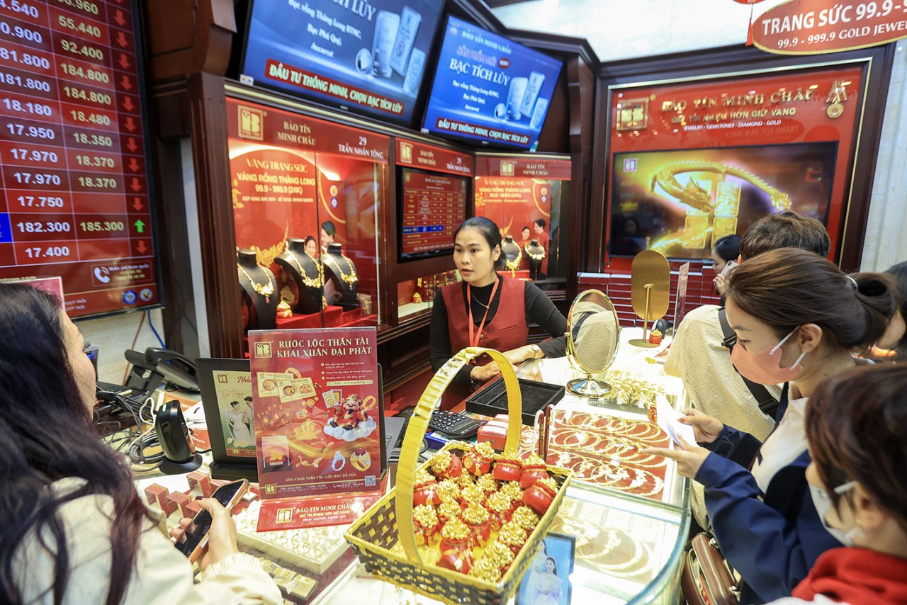 Giá vàng tăng trước ngày Vía Thần Tài Giá vàng tăng trước ngày Vía Thần Tài