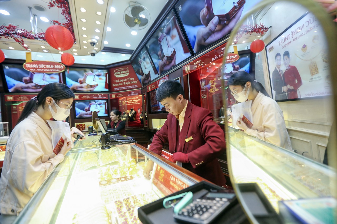 Giá vàng tăng trước ngày Vía Thần Tài Giá vàng tăng trước ngày Vía Thần Tài