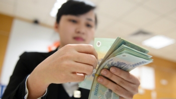 Bức tranh lương thưởng ngành ngân hàng năm 2025