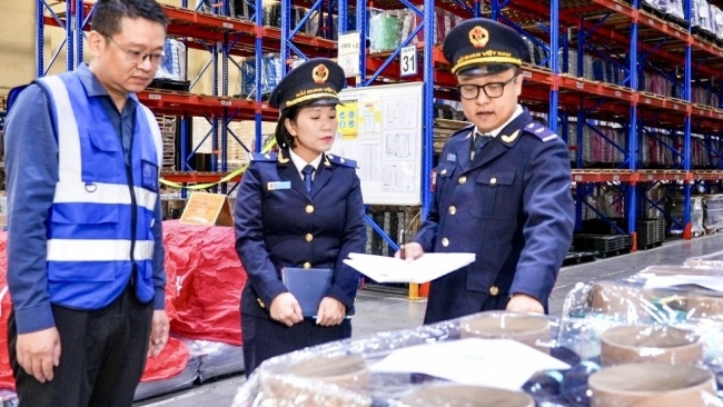 Cần làm rõ phạm vi miễn thủ tục hải quan với hàng cung cấp cho doanh nghiệp chế xuất