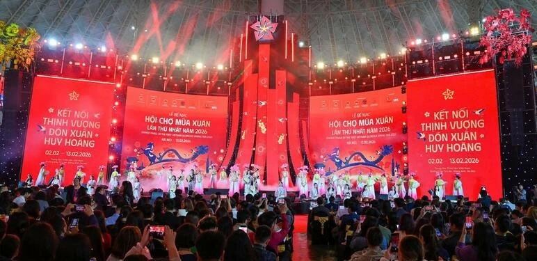 Vinh danh 65 đơn vị đóng góp tiêu biểu tại Hội chợ Mùa Xuân 2026