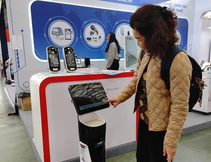 Hội chợ Mùa Xuân 2026: Dấu ấn ứng dụng công nghệ trong từng sản phẩm Việt