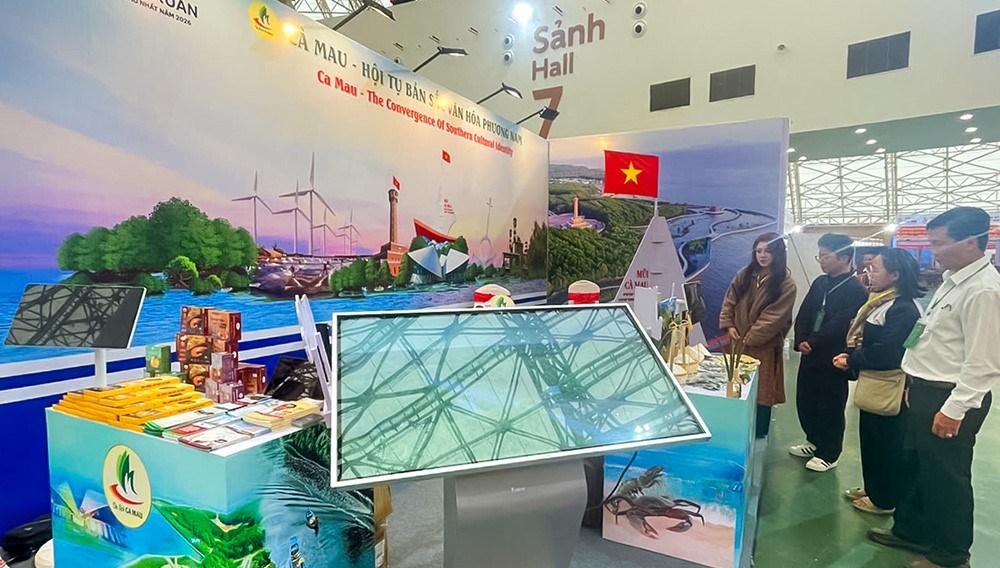 Cà Mau thu hút khách hàng bởi nhiều sản phẩm độc đáo tại Hội chợ Mùa Xuân 2026 Cà Mau thu hút khách hàng bởi nhiều sản phẩm độc đáo tại Hội chợ Mùa Xuân 2026